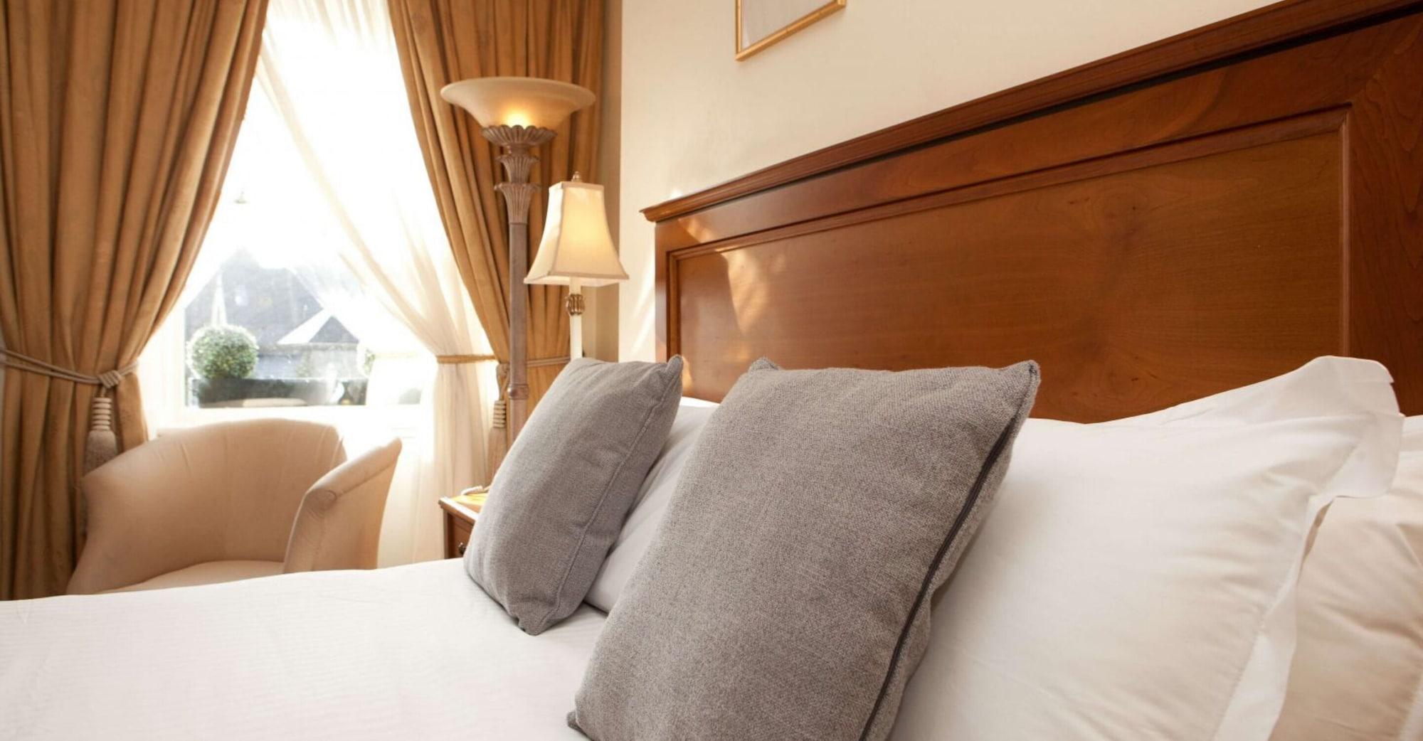 Headfort Arms 4*